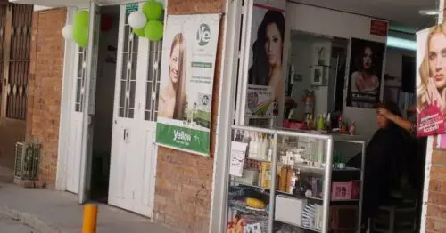 DE DALISTILOS SALA DE BELLEZA & PELUQUERIA DE DALISTILOS SALA DE BELLEZA & PELUQUERIA